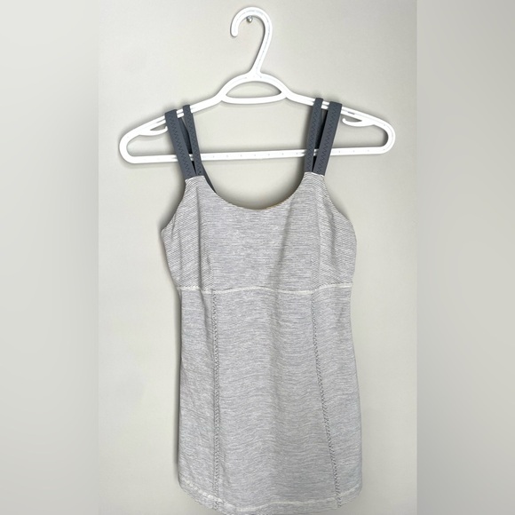 🍋Lululemon Tank in Ghost Blurred Grey Mini Stripe / Coal - Picture 6 of 8